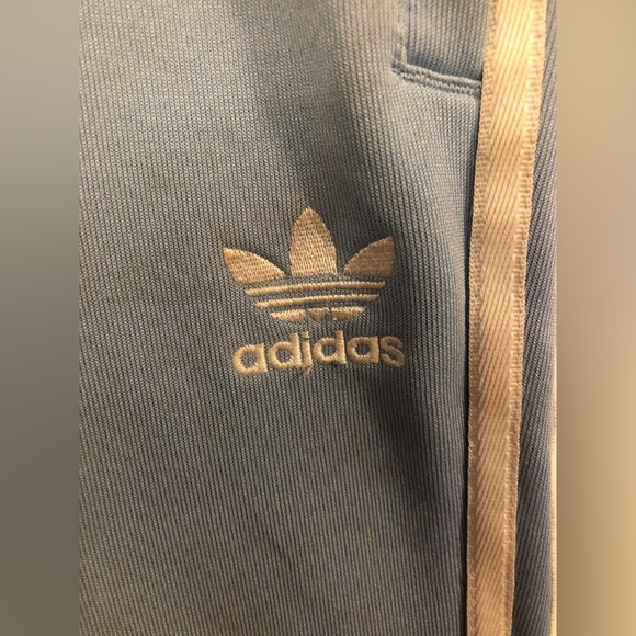 baby blue Adidas Sweatpants size M - Picture 2 of 11
